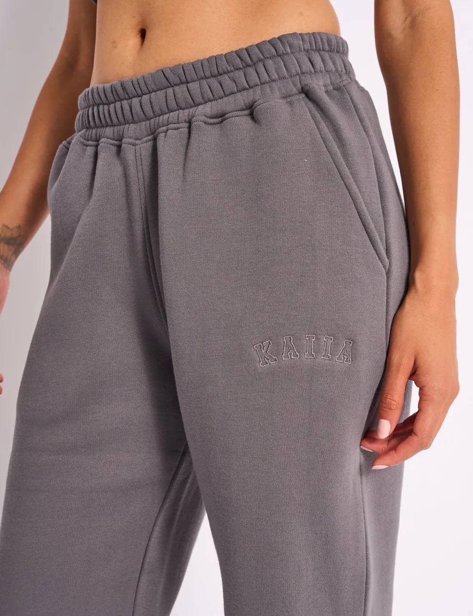 Flash Sale Kaiia Logo Straight Leg Joggers Slate Grey Sculpt & Reset | Sculpt & Leisure