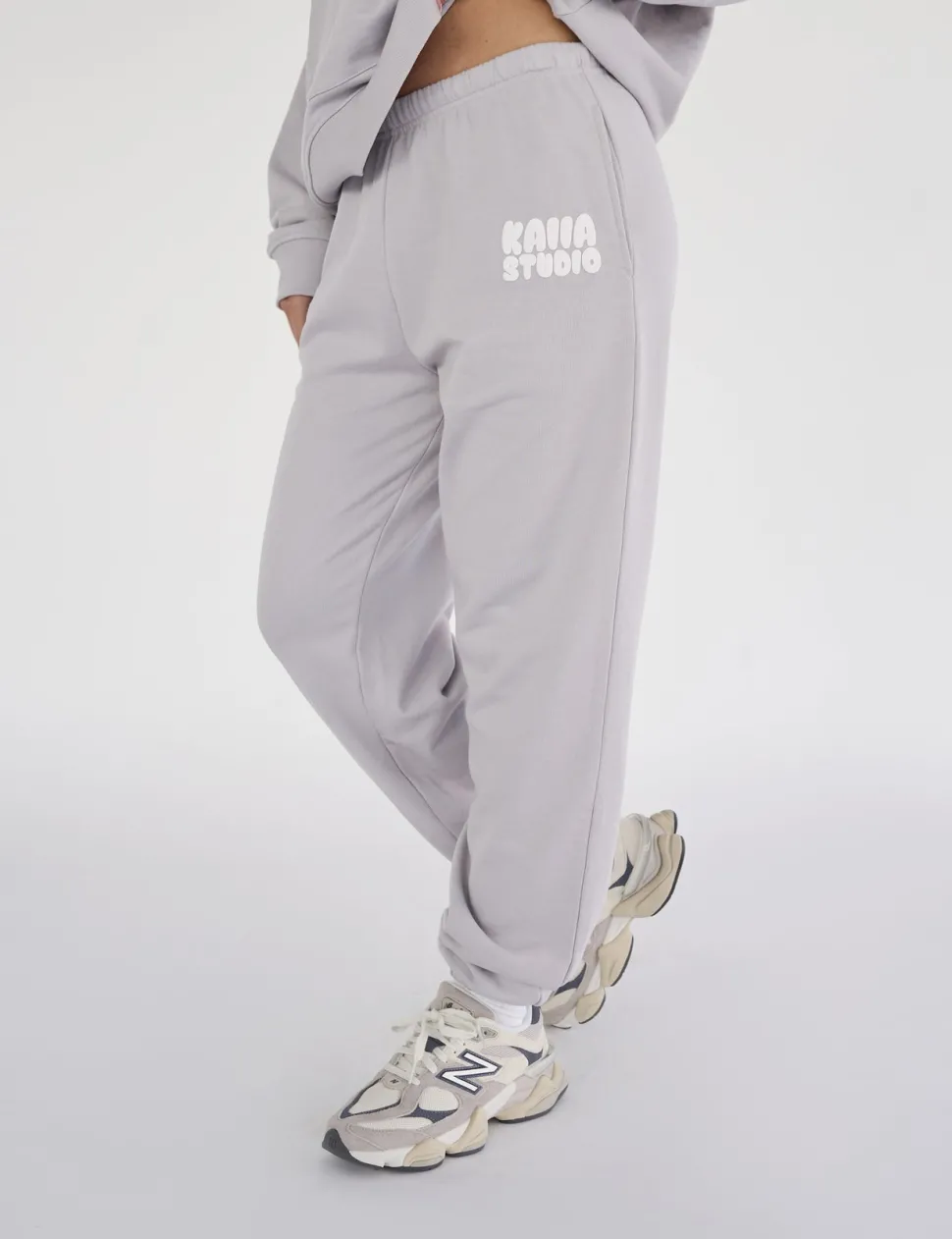 Best Kaiia Studio Bubble Logo Cuffed Joggers Light Grey Sculpt & Leisure | Kaiia The Label