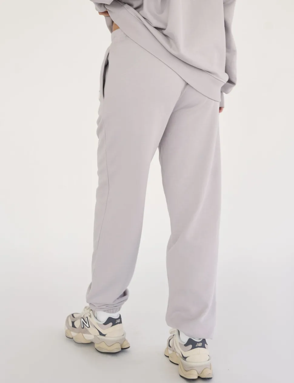 Best Kaiia Studio Bubble Logo Cuffed Joggers Light Grey Sculpt & Leisure | Kaiia The Label