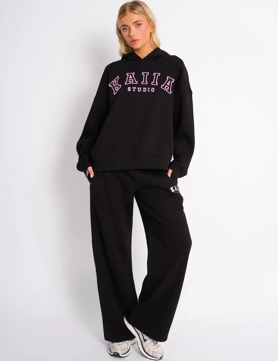 Store Kaiia Studio Oversized Hoodie & Pink Sculpt & Leisure | Kaiia The Label
